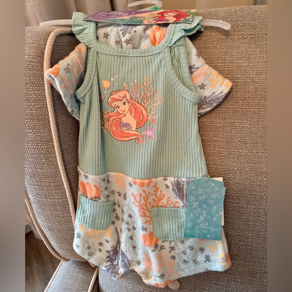 NWT Disney Princess beach set 6-9 months